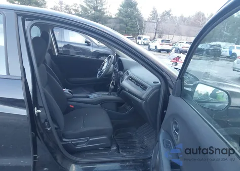 2018 Honda Hr-V Lx z USA, uszkodzony, nr VIN 3CZRU6H37JM713788